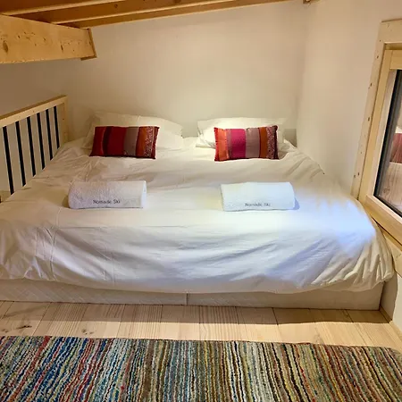Private Loft Apartment, Апартаменты